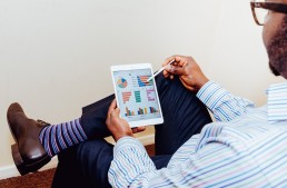 Managing your finances when operating as a freelance consultant