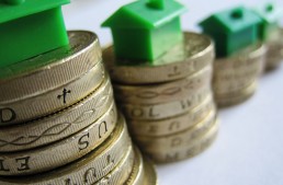 Timing Money Matters: Deciding When and When Not to Refinance Your Mortgage