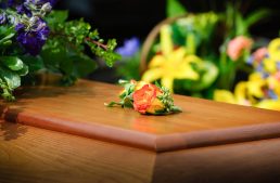 How to Prepare for the Cost of a Funeral