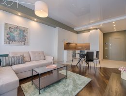 Should You Sell or Lease Your Property? Here Are the Pros and Cons