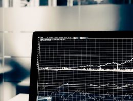 How Much Should You Deposit into a New Forex Trading Account?