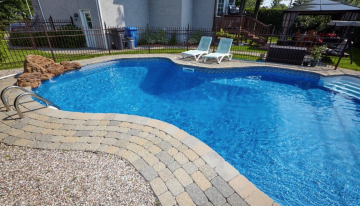 Backyard Swimming Pool Remodelling Ideas To Render a Personal Touch